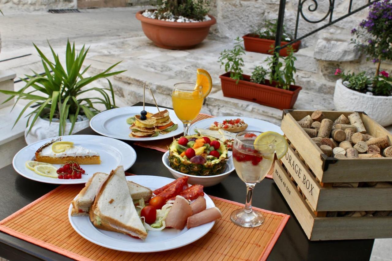 ספליט Le Monde Luxury Accommodation מראה חיצוני תמונה